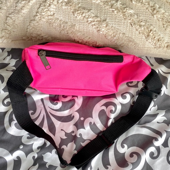Riley Rose Limited Edition Fanny Pack - Picture 5 of 8
